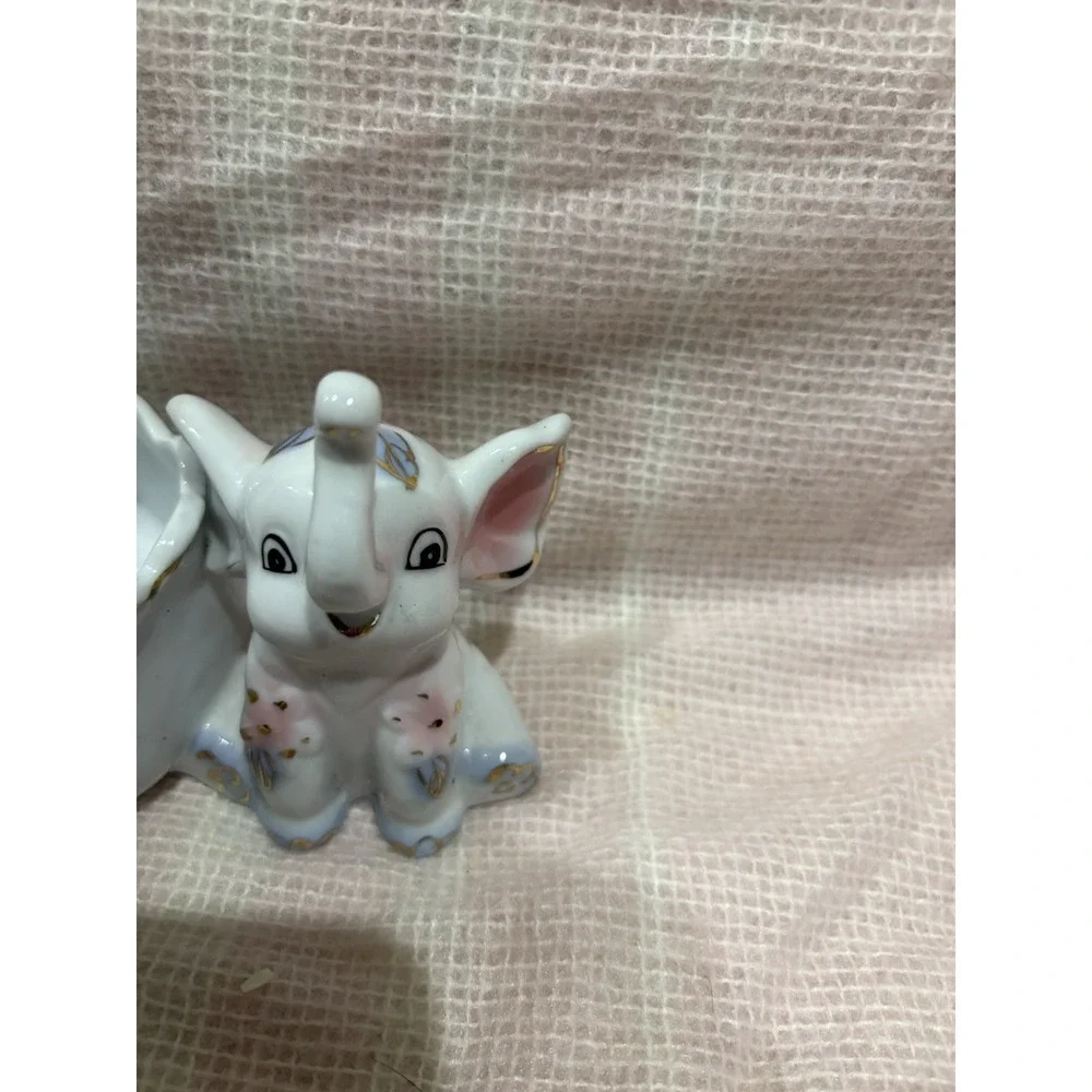 Porcelain Elephant Trinket Dish / Mini